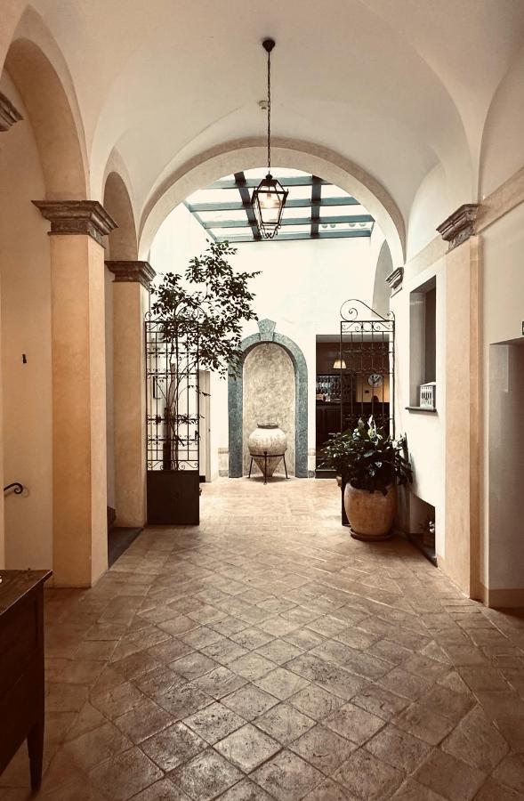 Hotel Palazzo Piccolomini Орвието Экстерьер фото